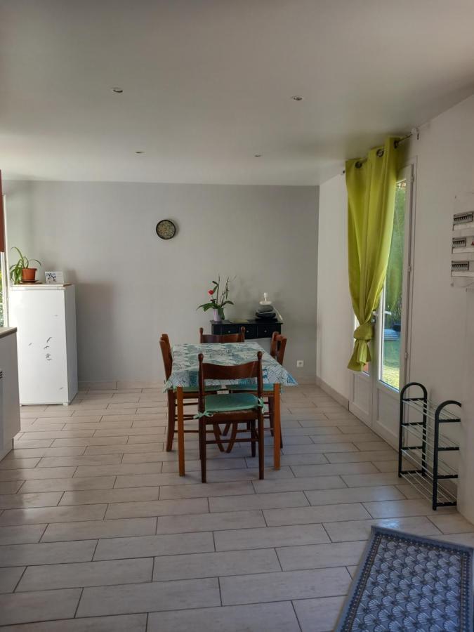 Petit Chalet En Bois Reynès Eksteriør bilde