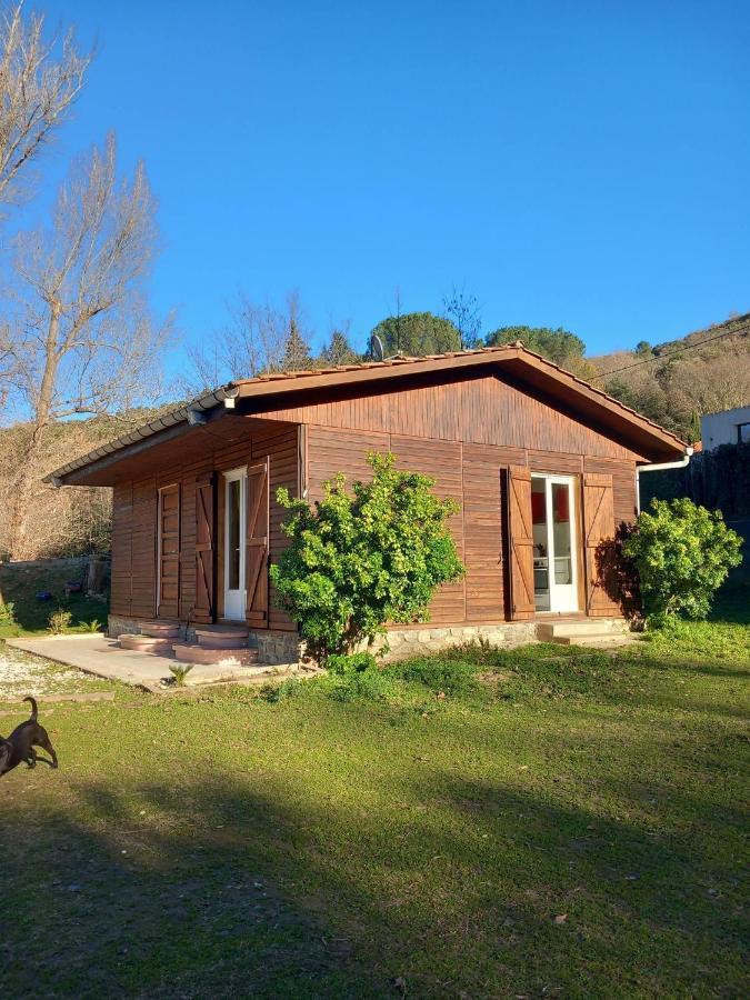 Petit Chalet En Bois Reynès Eksteriør bilde